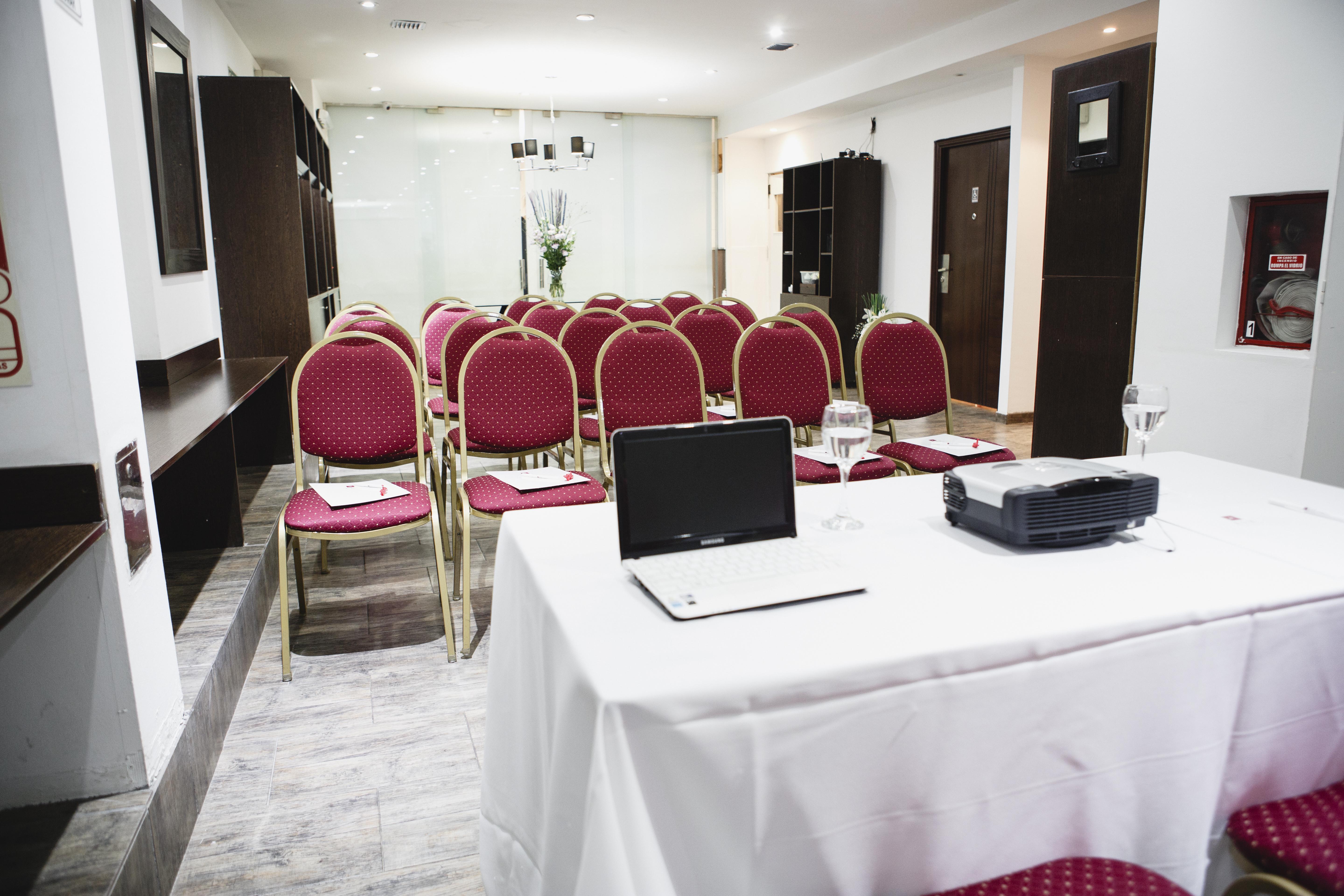 Ker Belgrano Hotel บัวโนสไอเรส ภายนอก รูปภาพ