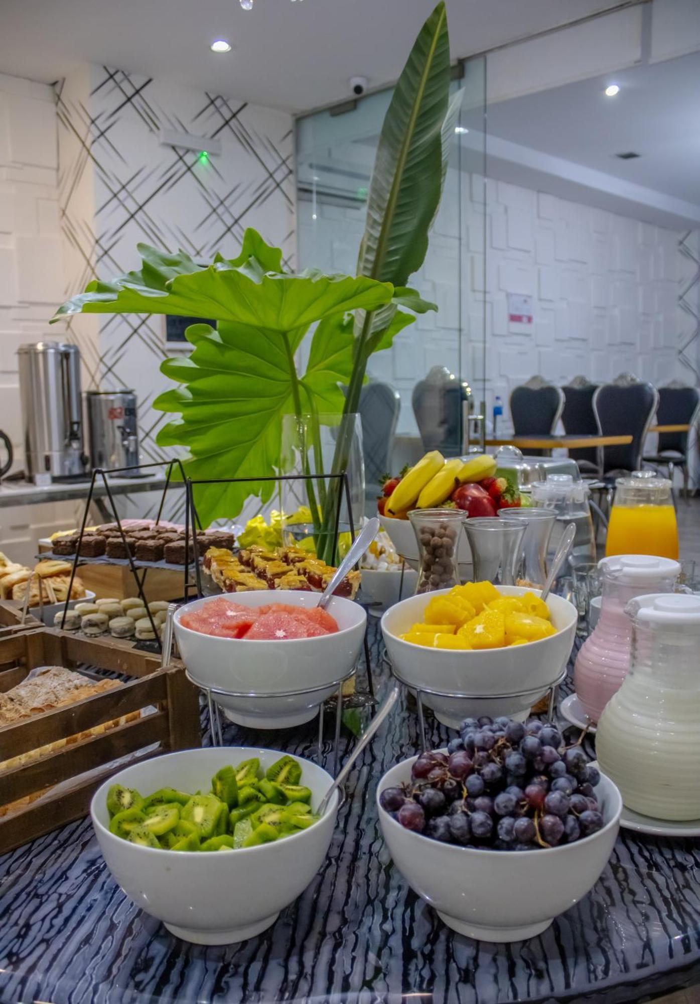 Ker Belgrano Hotel บัวโนสไอเรส ภายนอก รูปภาพ