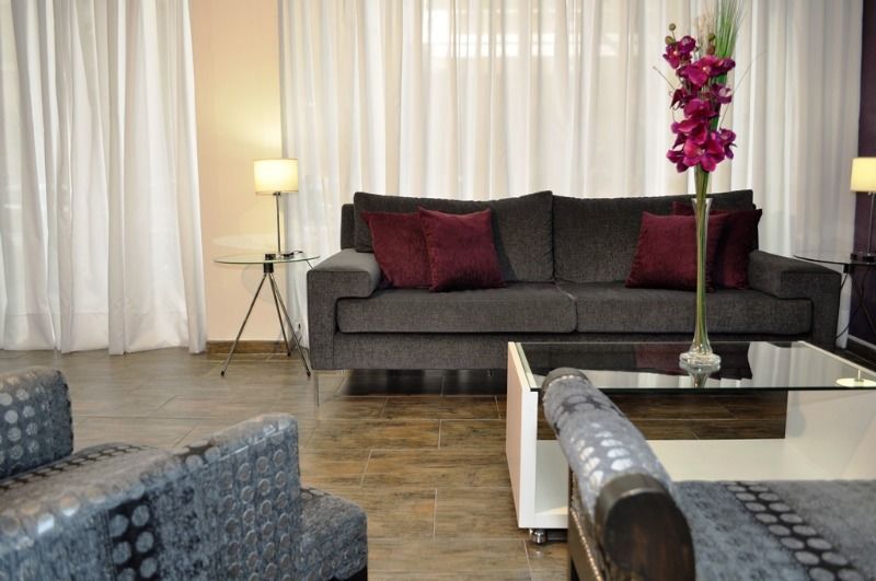 Ker Belgrano Hotel บัวโนสไอเรส ภายนอก รูปภาพ
